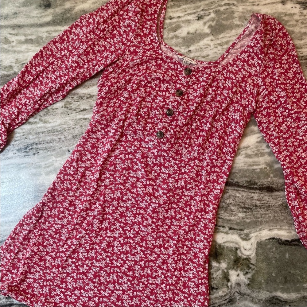 American Eagle Long Sleeve Square Neck Mimi Dress! Comes in two colors:)